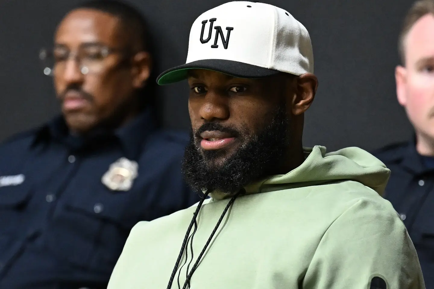 AA, AA, 金的事情印 AA, AA, 金的事情印