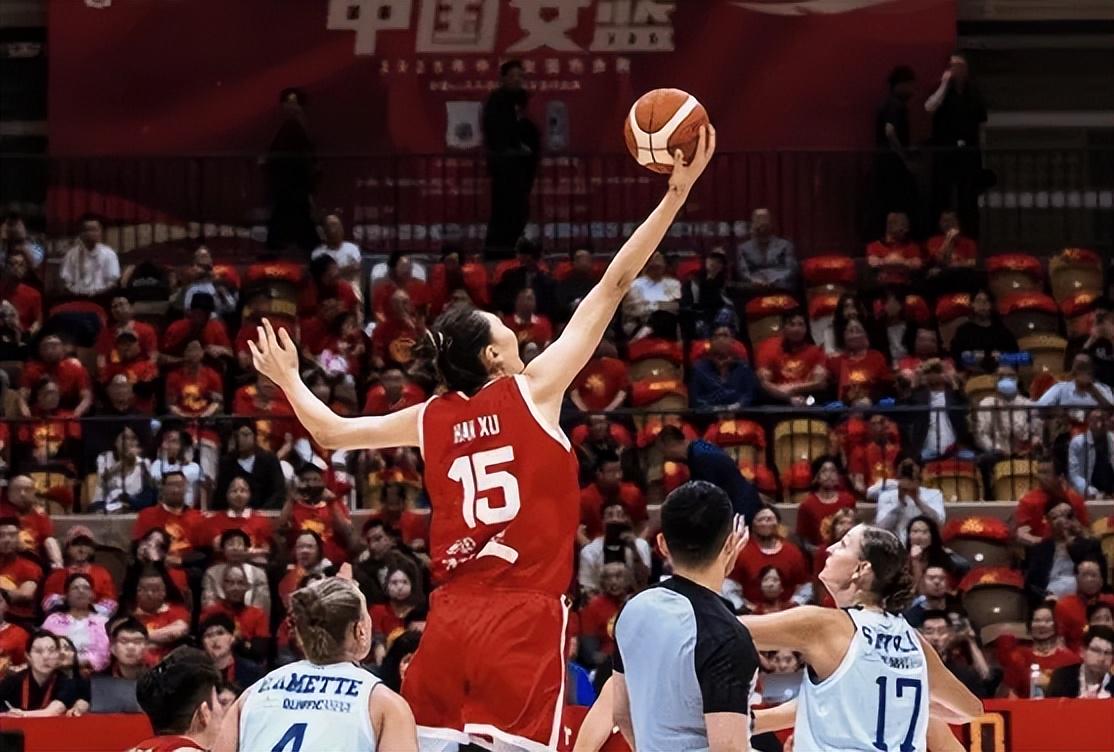 在她的带动, 攻节奏的影, 成暴走