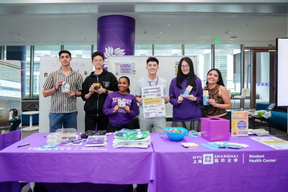 中融入个人, 室练两三次, 我们在瑜伽